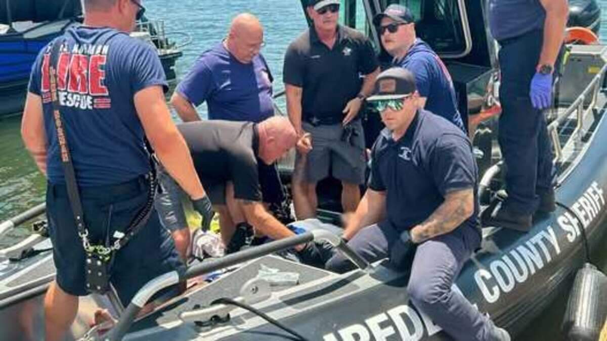 1 person hospitalized after Jet Skis collide on Lake Norman